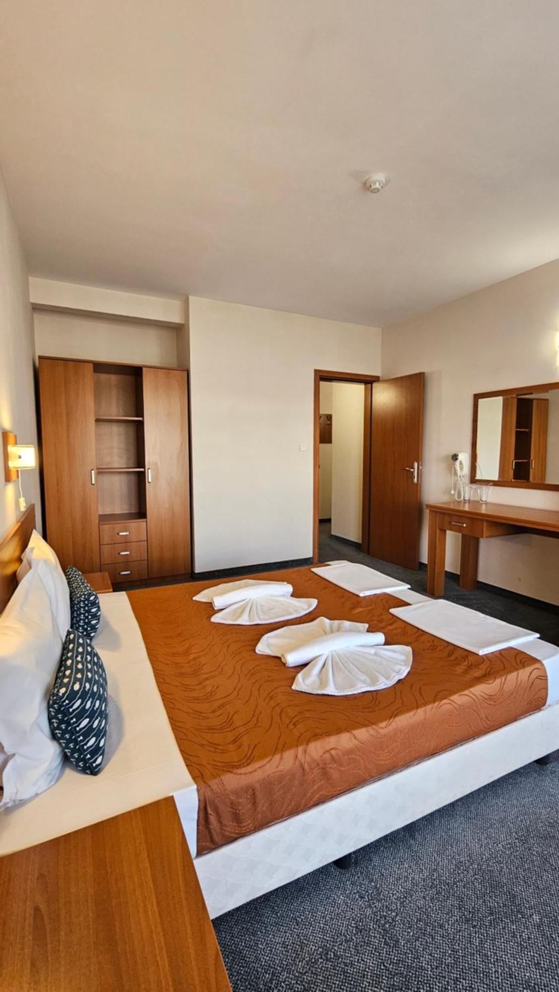 Hotel Liani 써니비치 외부 사진