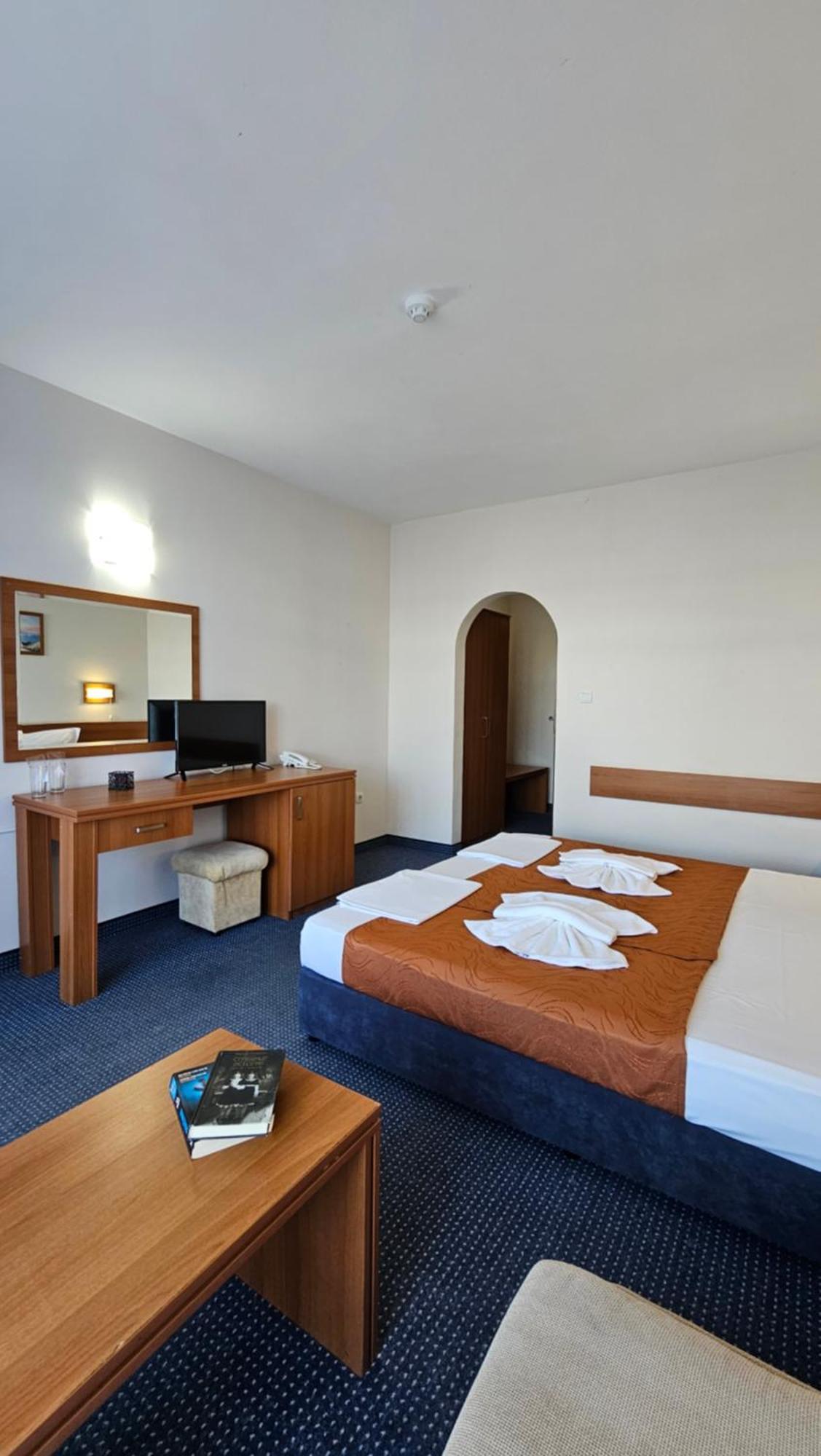 Hotel Liani 써니비치 외부 사진